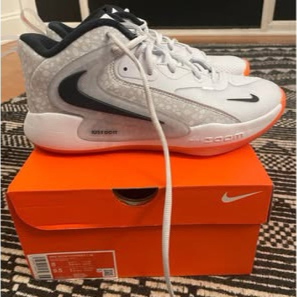 Nike HyperSet 2 SE Volleyball Shoes